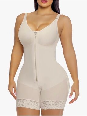 New With Tags Seamless Nude Beige Mid-Thigh Zip Bodysuit Shapewear